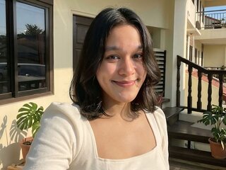 LaraSnow sex livesex